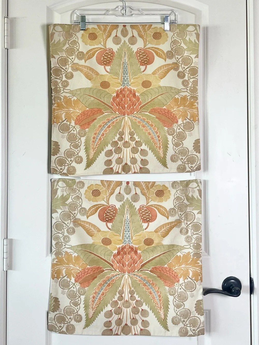 Pottery Barn Vintage 2013 Botanical Paisley Pillow Covers Linen Blend Set